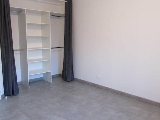 Location Appartement 3 pièces 77.5 m2 Arthès