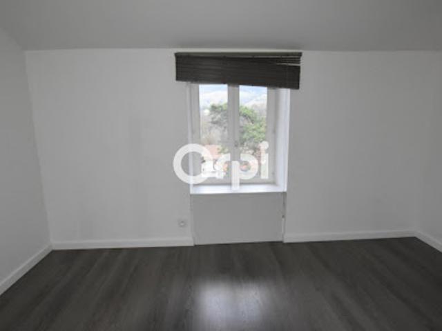 Location Appartement 3 pièces 77 m2 Souzy