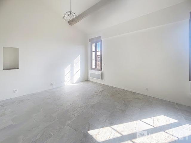 Location Appartement 3 pièces 77.2 m2 Hyeres
