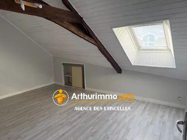 Location Appartement 3 pièces 77 m2 à Martigné Ferchaud