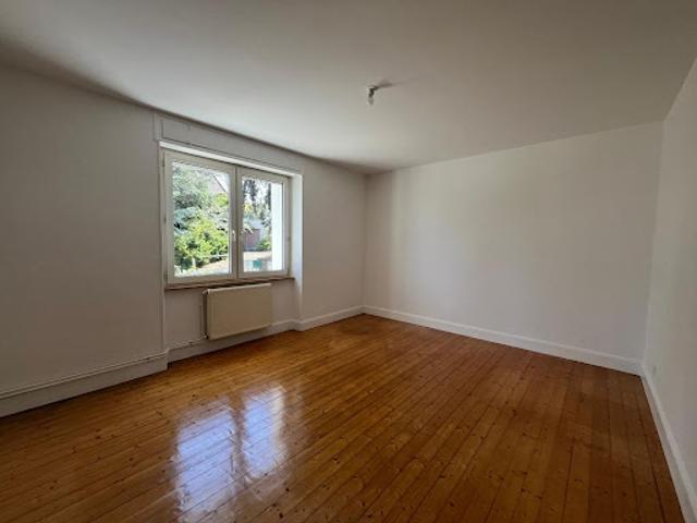 Location Appartement 3 pièces 77 m2 Bouxwiller
