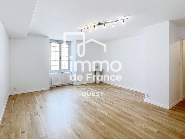 Location Appartement 3 pièces 77m²
