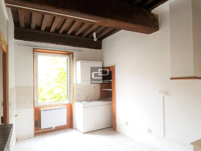 Location Appartement 3 pièces 77m² COUZON AU MONT D OR 69270