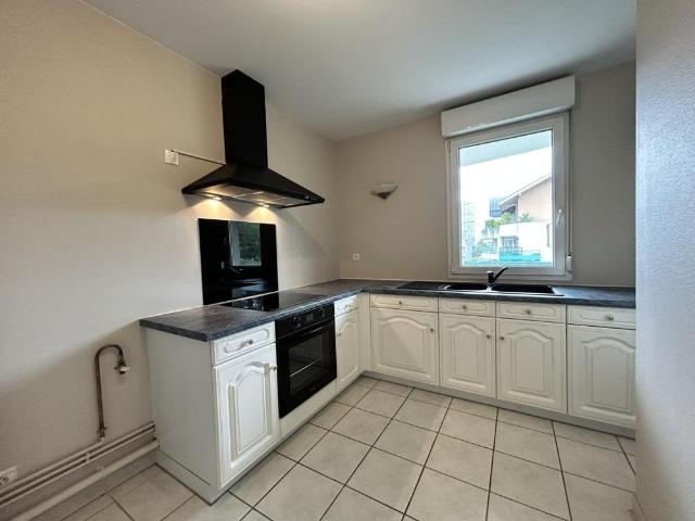 Location Appartement 3 pièces 77m² CHAMBERY 73000