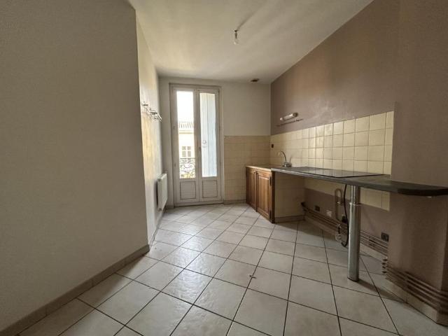 Location Appartement 3 pièces 77m² AGEN 47000
