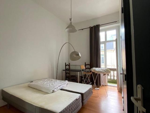 Location Appartement 3 pièces 77m² BORDEAUX 33000