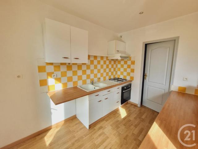 Location Appartement 3 pièces 77m² GAILLAC 81600