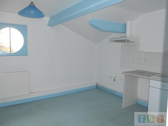 Location Appartement 3 pièces 77m² LANNEMEZAN 65300