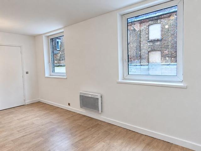 Location Appartement 3 pièces 77m² LILLE 59000