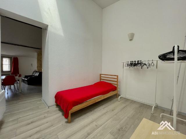 Location Appartement 3 pièces 77m² MONTPELLIER 34000