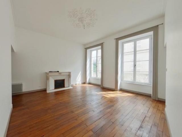 Location Appartement 3 pièces 77m² POITIERS 86000