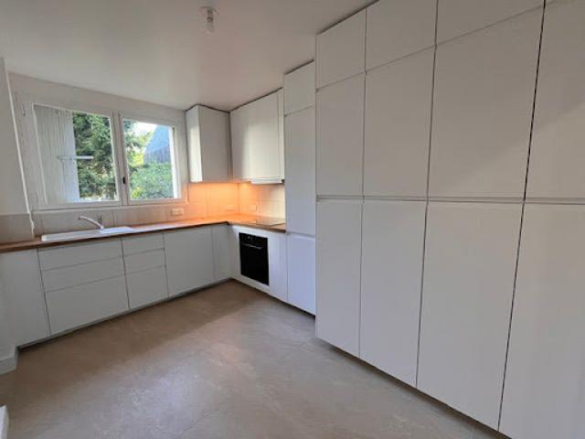 Location Appartement 3 pièces 74.46 m2 Issy les Moulineaux