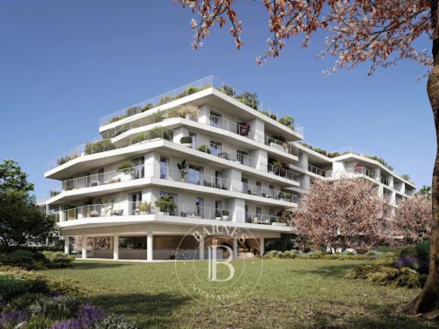 Location Appartement 3 pièces 74.1 m2 Marseille 8ème