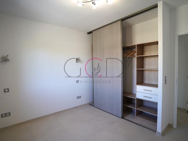Location Appartement 3 pièces 74 m2 Ventabren