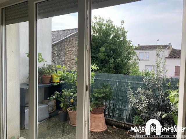 Location Appartement 3 pièces 74 m2 Cognac