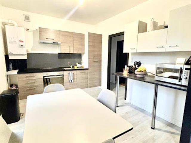 Location Appartement 3 pièces 74 m2 Decazeville