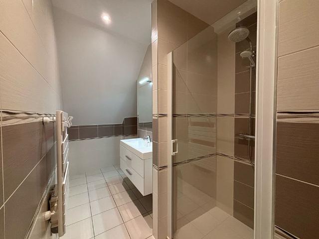 Location Appartement 3 pièces 74m²