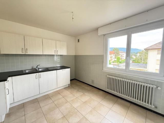 Location Appartement 3 pièces 74m²