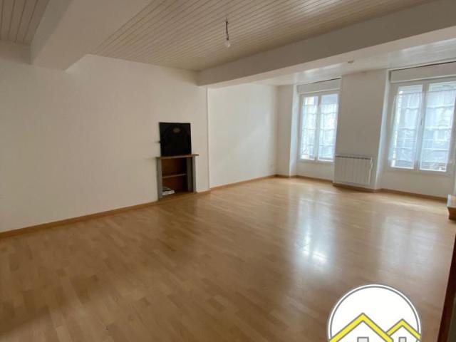 Location Appartement 3 pièces 74m² CHATEAUBRIANT 44110