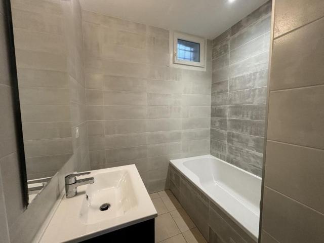 Location Appartement 3 pièces 74m² AGEN 47000