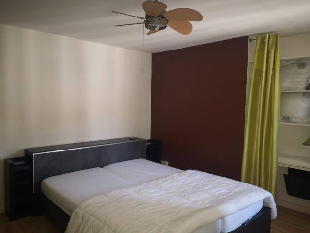 Location Appartement 3 pièces 74m² HYERES 83400