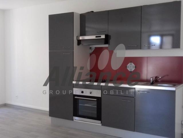 Location Appartement 3 pièces 74m² LUXEUIL LES BAINS 70300