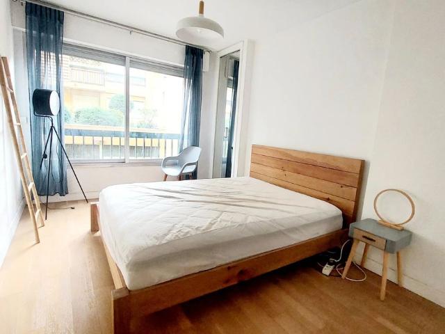 Location Appartement 3 pièces 74m² NICE 06300