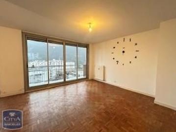Location Appartement 3 pièces 74m² SEYSSINET PARISET 38170