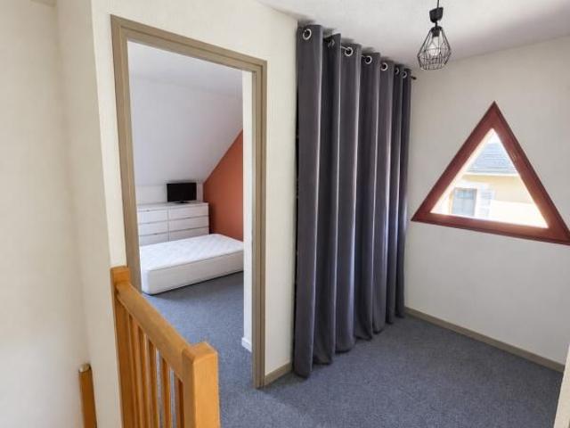 Location Appartement 3 pièces 74m² RUMILLY 74150