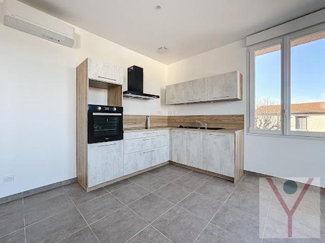 Location Appartement 3 pièces 75.85 m2 Balan