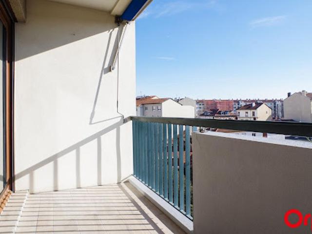 Location Appartement 3 pièces 75.09 m2 Lyon 3ème