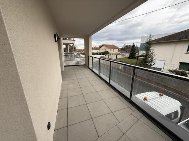 Location Appartement 3 pièces 75.1 m2 Veauche