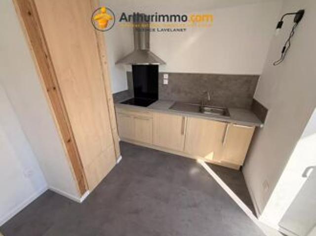 Location Appartement 3 pièces 75 m2 à Lavelanet