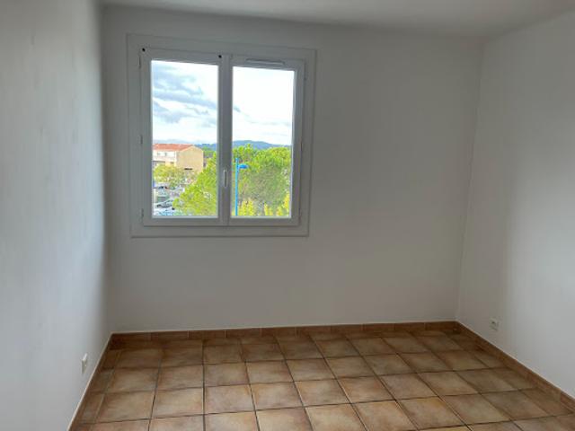 Location Appartement 3 pièces 75 m2 Manosque