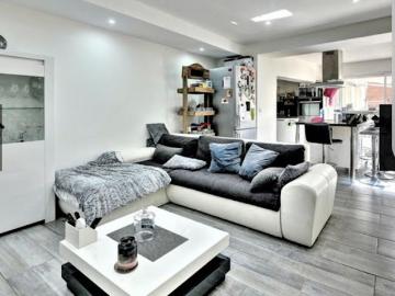 Location Appartement 3 pièces 75 m2 Soignolles en Brie