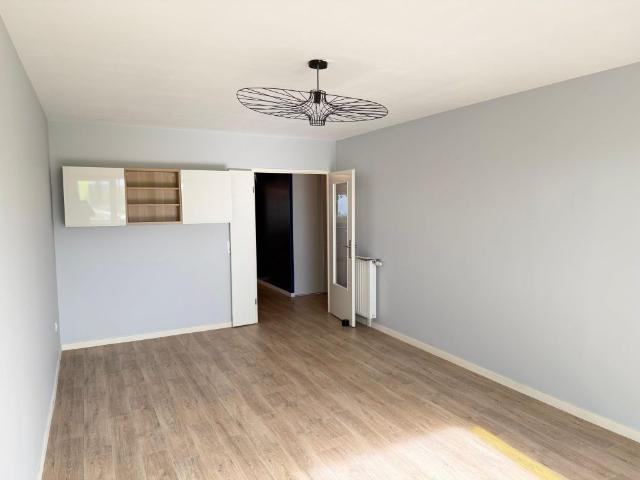 Location Appartement 3 pièces 75m² CARRIERES SOUS POISSY 78955