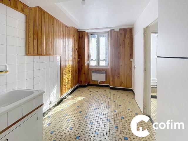 Location Appartement 3 pièces 75m² OLORON STE MARIE 64400