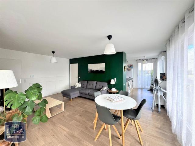 Location Appartement 3 pièces 75m² LILLE 59000