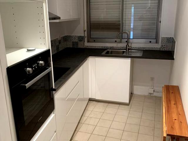 Location Appartement 3 pièces 75m² MARSEILLE 8ème