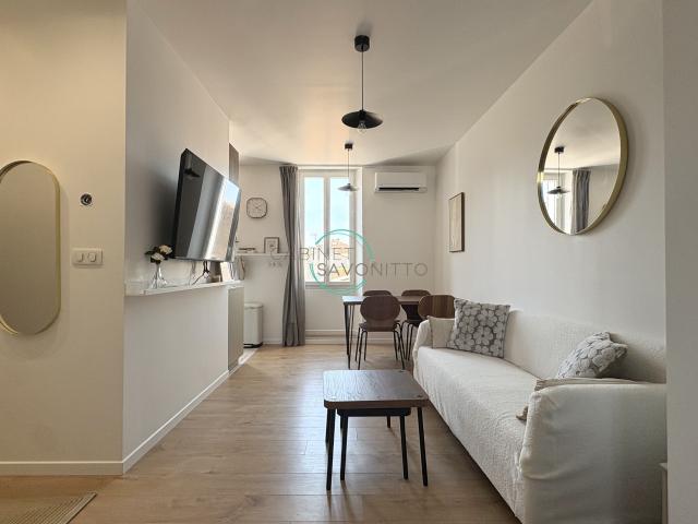 Location Appartement 3 pièces 75m² MARSEILLE 9ème