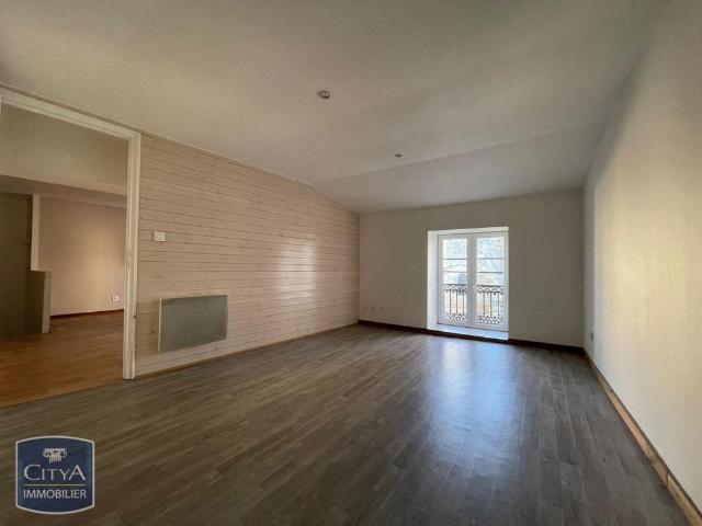 Location Appartement 3 pièces 75m² MENSIGNAC 24350