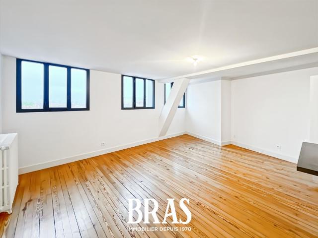 Location Appartement 3 pièces 78m² NANTES 44000