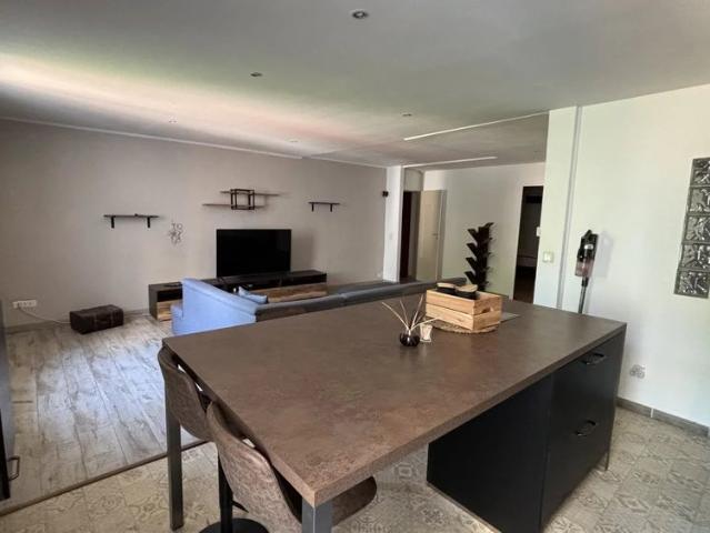 Location Appartement 3 pièces 75m² NARBONNE 11100