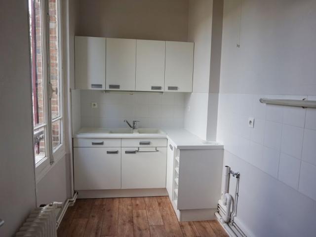 Location Appartement 3 pièces 75m² SENS 89100