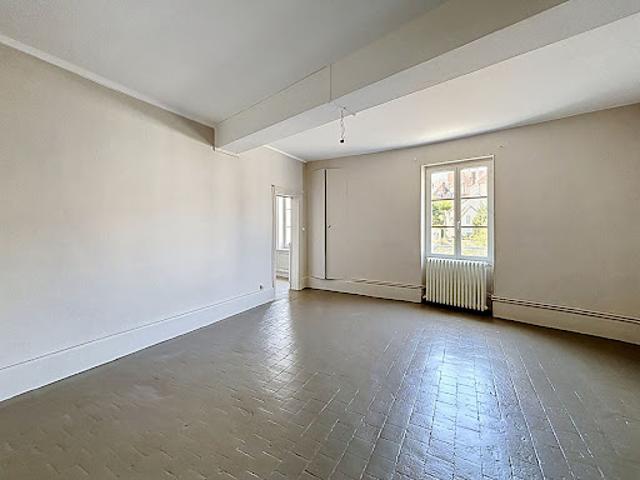 Location Appartement 3 pièces 76.54 m2 Auxerre