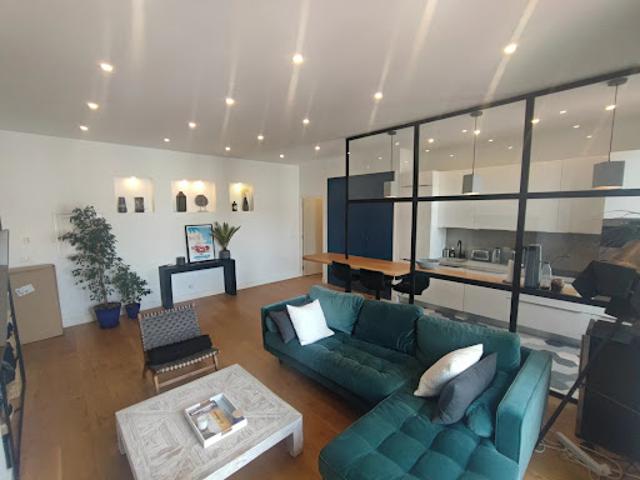 Location Appartement 3 pièces 76.02 m2 Nice