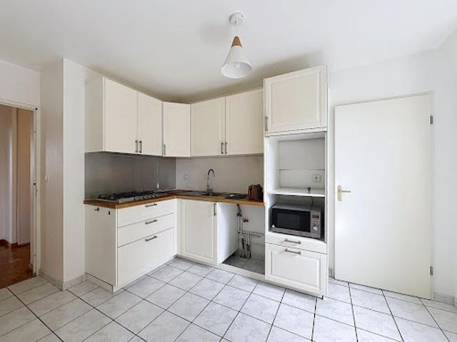 Location Appartement 3 pièces 76.2 m2 Petit Couronne