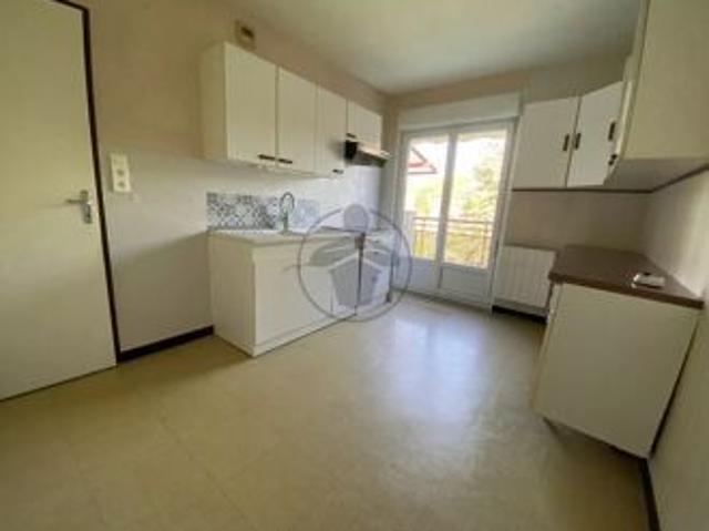 Location Appartement 3 pièces 76 m2 à Baume les Dames