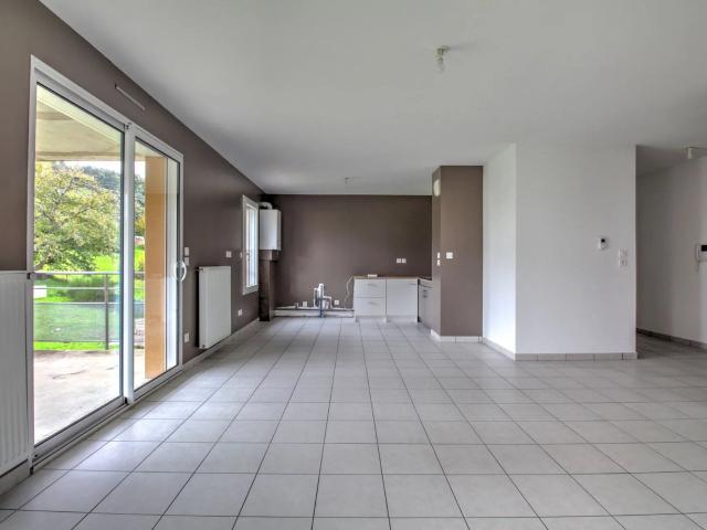 Location Appartement 3 pièces 76 m2 à Saint Paul en Jarez