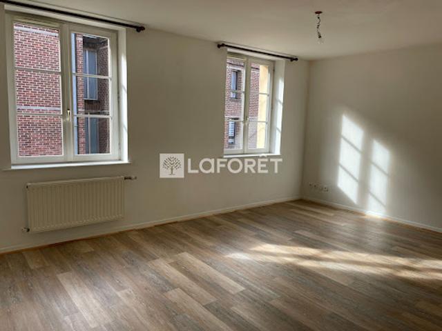 Location Appartement 3 pièces 76 m2 Hesdin